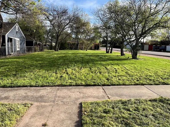 3726 Mount Ranier St, Dallas, TX 75211