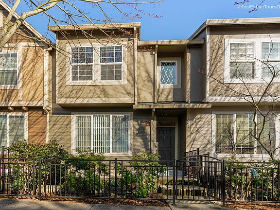 2nd image of 1062 SE Alika Ave
