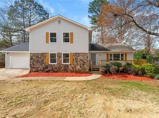 505 Oak Springs Dr, Lawrenceville, GA