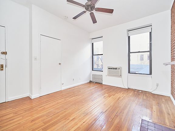 3rd image of 241 W 24th St APT 3A