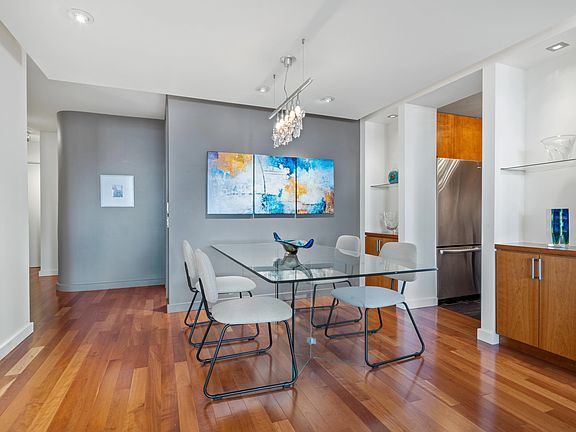 4th image of 311 E 38th St APT 10E