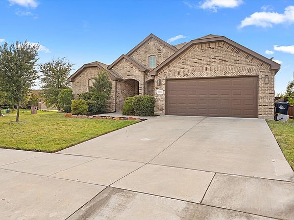 2nd image of 3501 Meadowtrail Ln