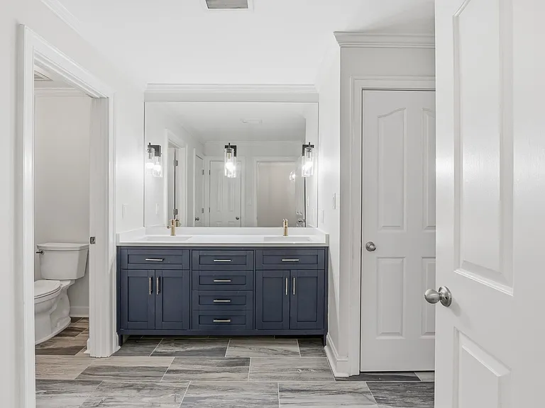 5400 Park Ave #205 — Photo 12