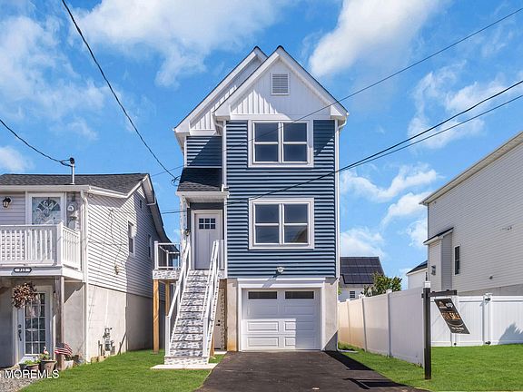 2nd image of 917 5th Street