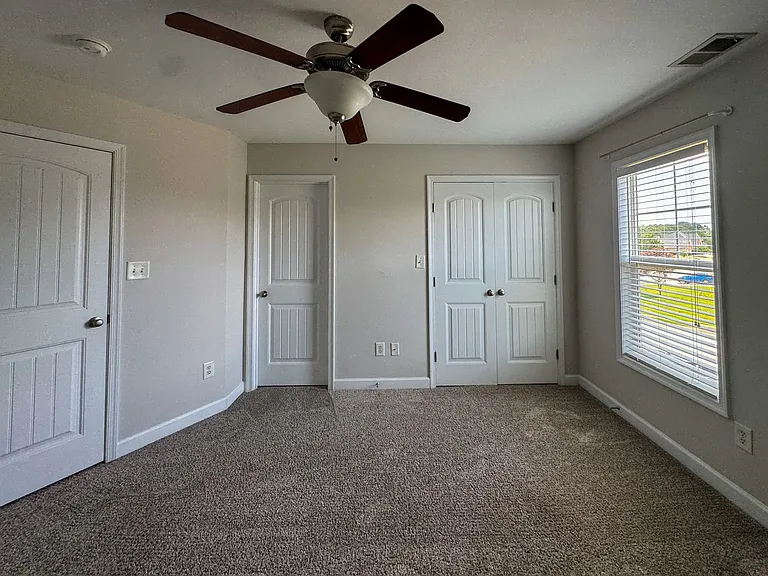 5905 Gentleman Dr — Photo 27