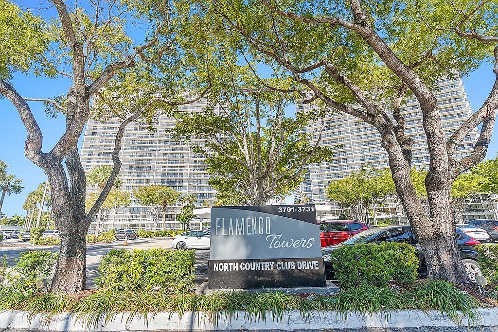 3701 N Country Club Dr APT 2206