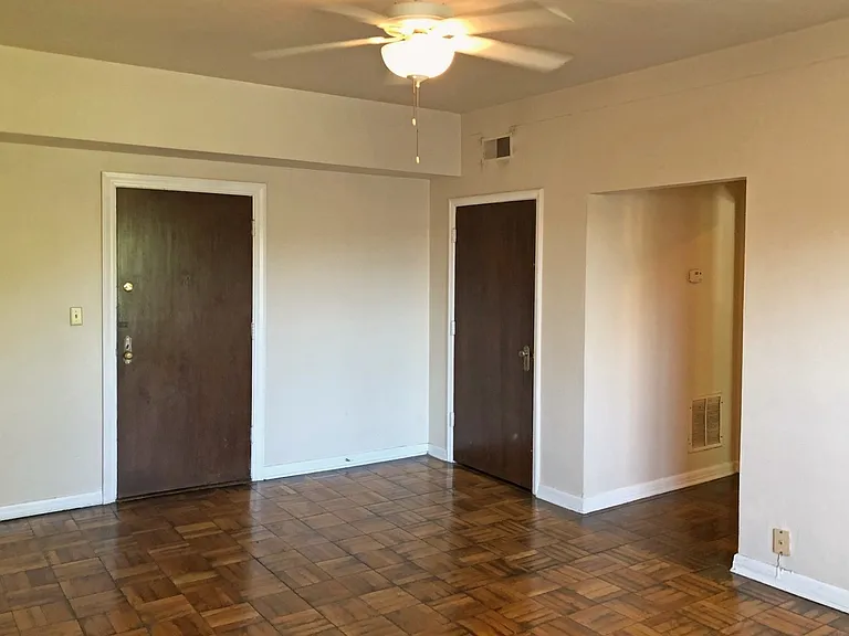 The Bauer Apartments — Photo 14