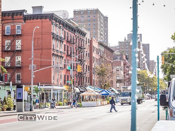 5th image of 42 Clinton St #26