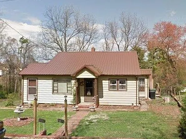 113 Archer St, Hudson, NC 28638