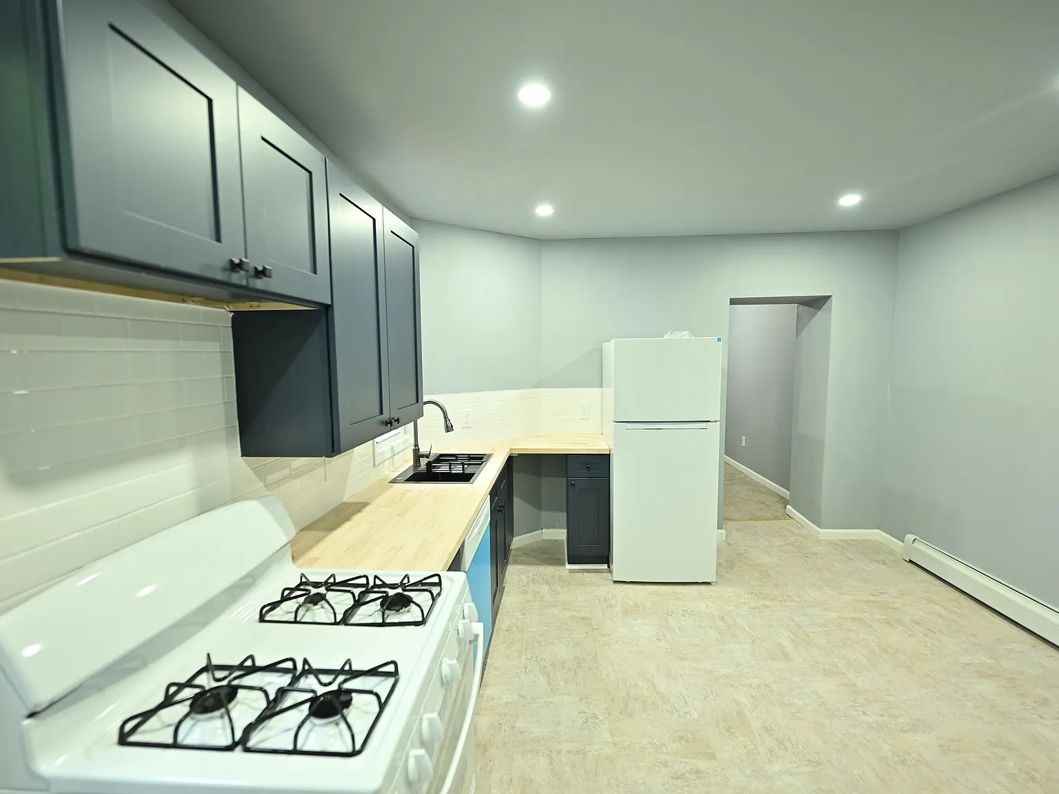 2 bed, 1250 sqft, $1,700 — Photo 4