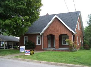 404 Merchant St, Columbia, KY 42728