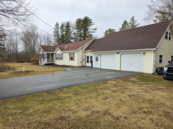 102 Church Road, Bangor, ME 04401