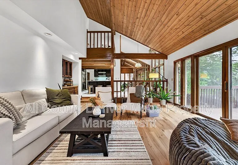 10193 Meade Ct — Photo 15