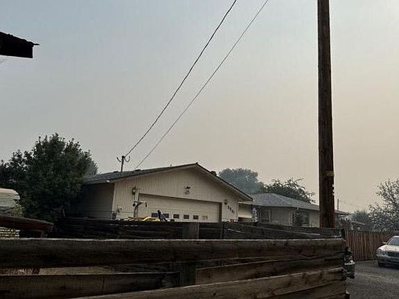 3rd image of 2251 SE Staton Ct