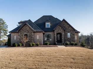 906 Angel Trace Ct, Inman, SC 29349