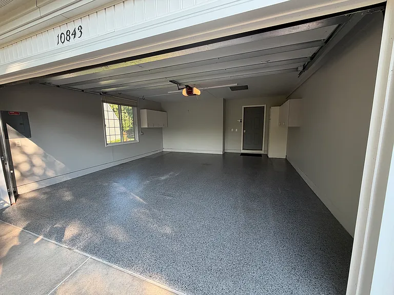 10843 Lexington Dr — Photo 2