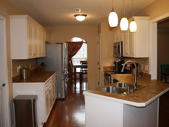 4th image of 3329 Victoria Ct