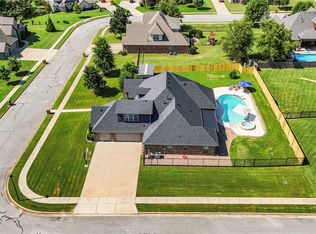 1255 Edinburgh Loop, Springdale, AR 72762