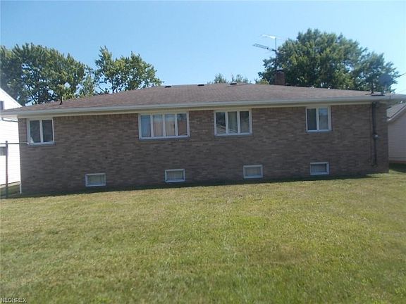 3rd image of 2527 E 35th St