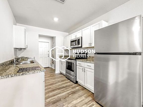 5th image of 1920 Reef Ct