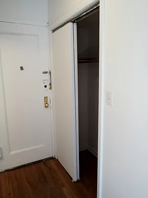 Rented by Sky Management | media 30