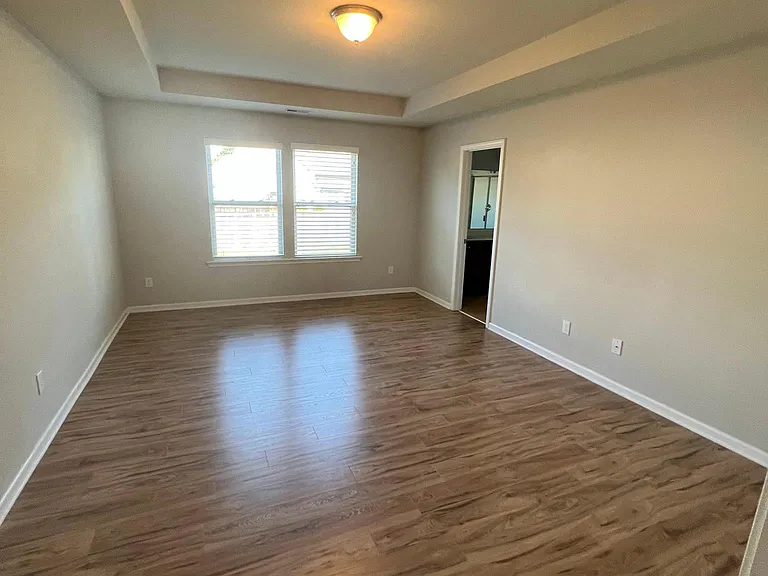 832 Ember Dr — Photo 30