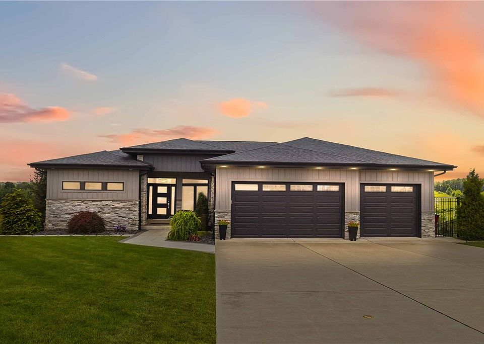 1st image of 2079 Totteridge Dr
