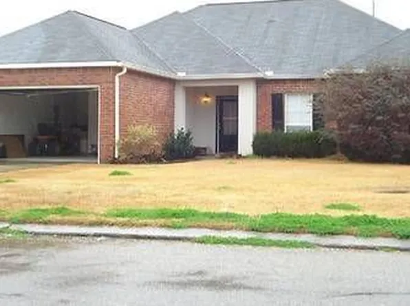 23603 S Point Dr, Denham Springs, LA 70726
