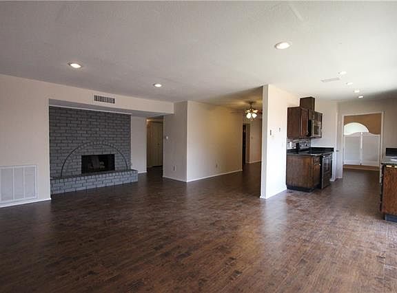 2nd image of 5025 Wagner Cir