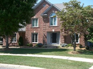 8101 Limehouse Ln, Louisville, KY 40220