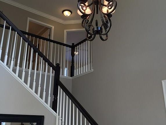 3rd image of 26992 Waterside Dr