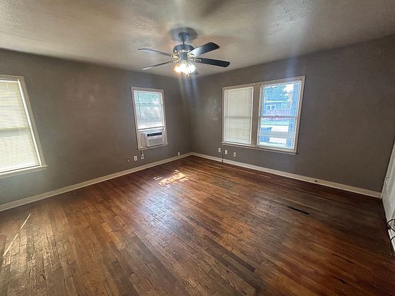 4th image of 671 Roosevelt St