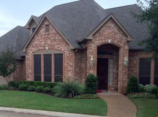 1806 Masters Dr, Desoto, TX 75115
