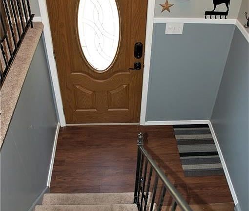 3rd image of 15 Gregory Dr