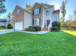 2749 Flour Mill Dr, Midlothian, VA 23112
