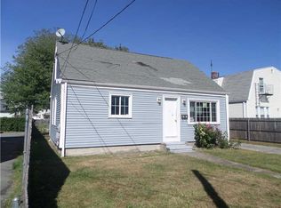 28 Aiken St, Pawtucket, RI 02861