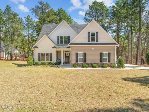 105 Fawnwood Drive, West End, NC 27376