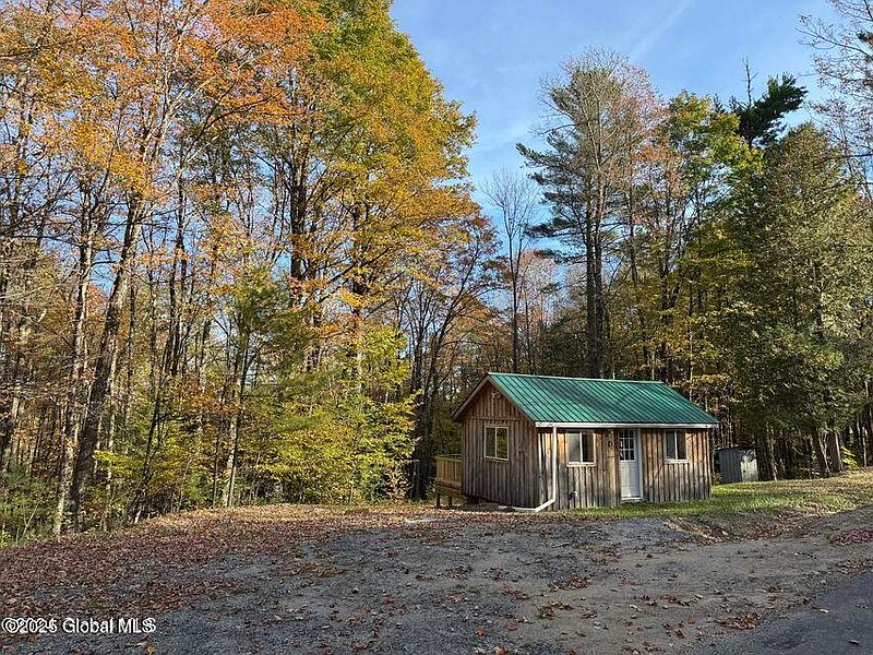 2nd image of 215 Ridge Road