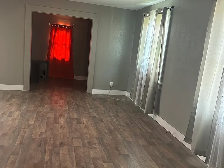 3636 Schele Ave — Photo 6