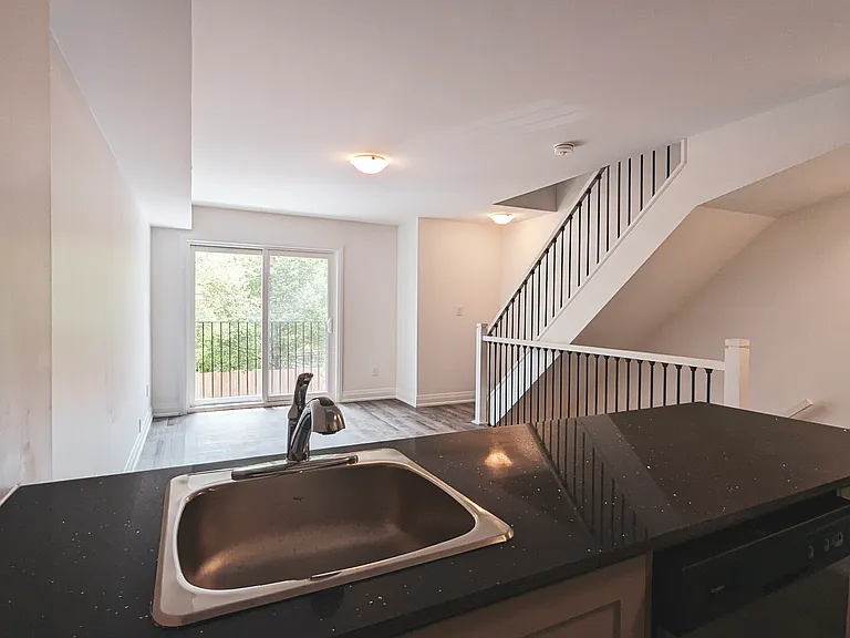 169 Lancaster St W #503 — Photo 6