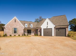 190 Farley Rd, Byhalia, MS 38611