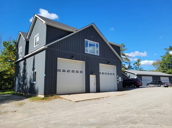 5631 Upper Big Chute Rd, Severn, ON L0K 1E0