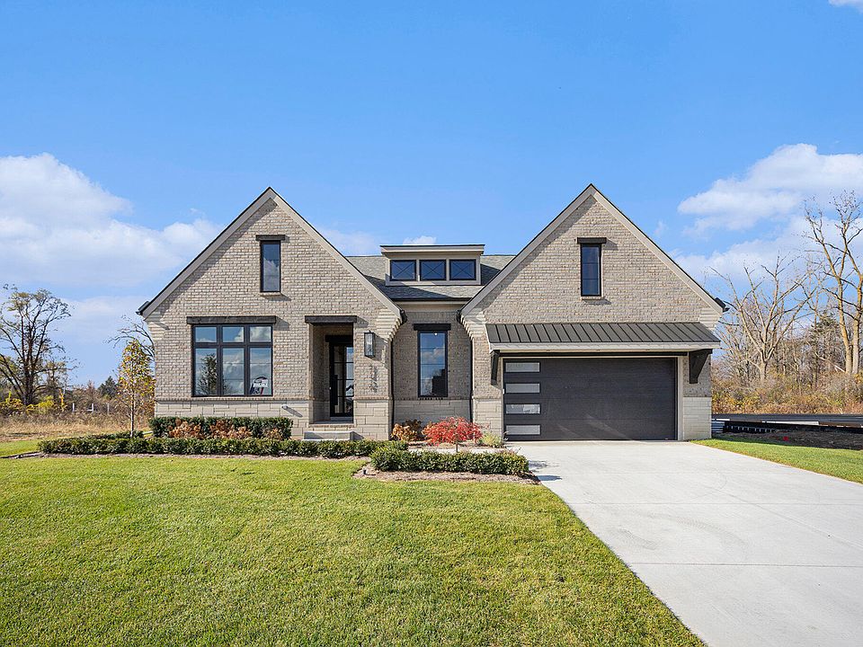 1st image of 57439 Meadowridge Dr