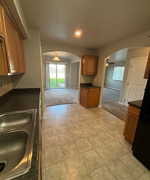 3209 Decoy Ave — Photo 2