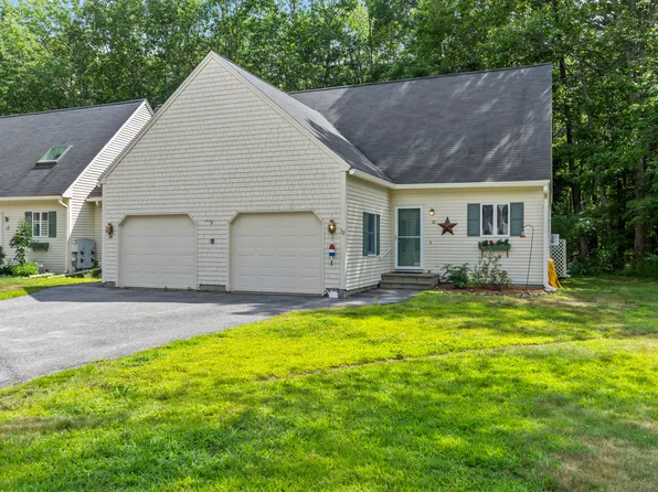 32 Chickadee Lane #32, Kennebunk, ME 04043