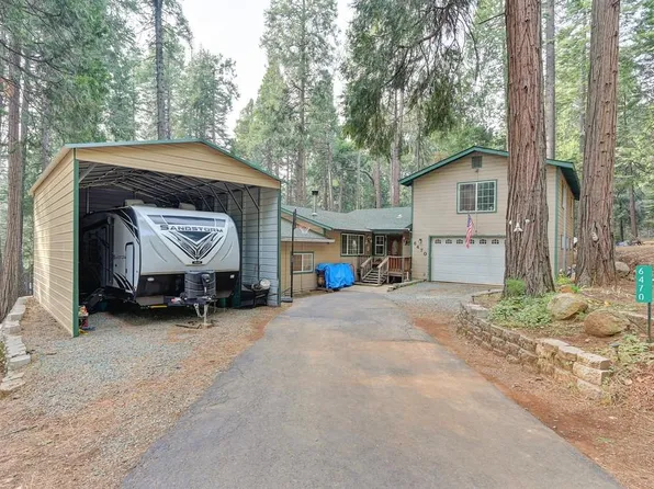 6470 Greenleaf Ln, Pollock Pines, CA 95726