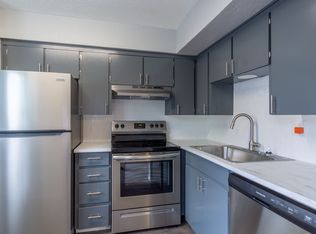 Wornall Place Apartments, Kansas City, MO 64114