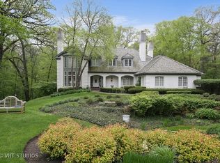 116 Oak Ridge Dr E, Burr Ridge, IL 60527