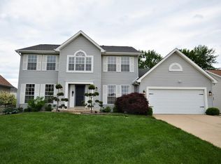 3765 Cambridge Crossing Dr, Saint Charles, MO