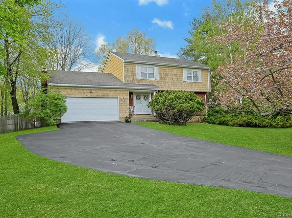 110 Eastview Drive, Valhalla, NY 10595